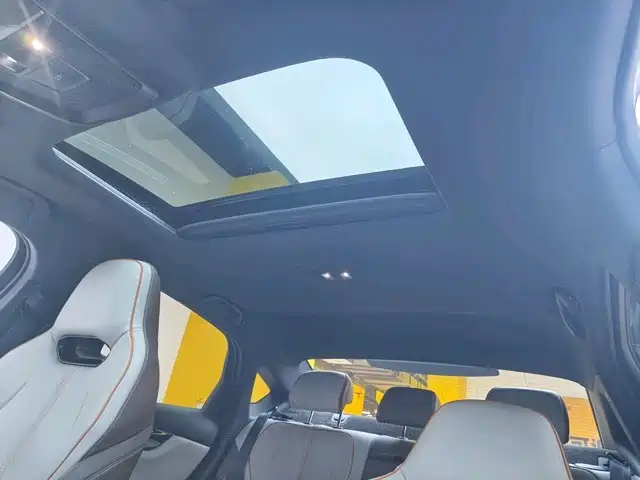 BYD Qin PLUS 2023 Champion Edition DM-i 55KM Surpassing фото 9