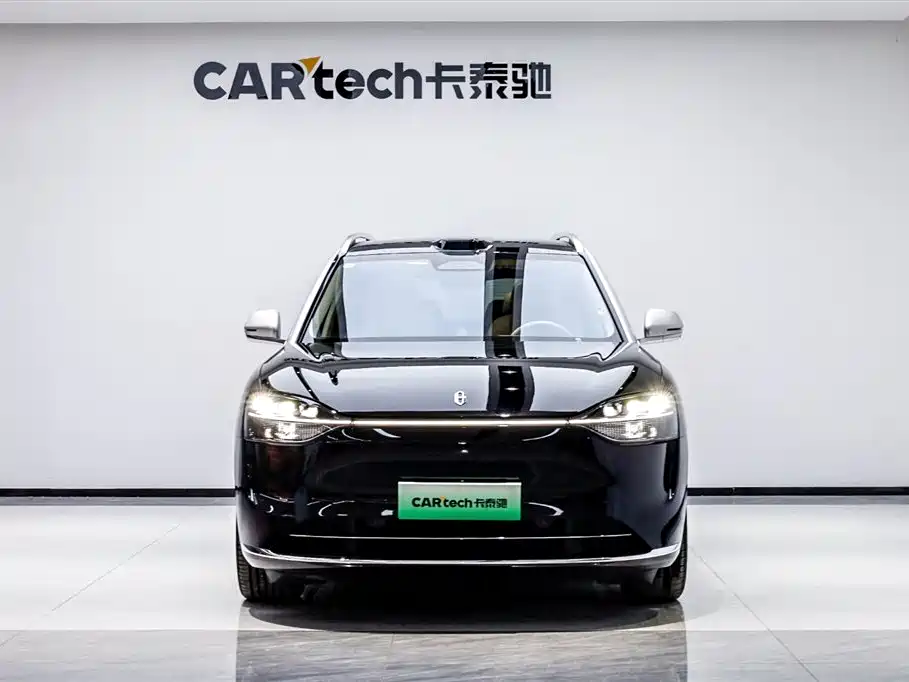 AITO Wenjie AITO M9 2025 Extended Range Ultra 52kWh 6-Seater фото 2
