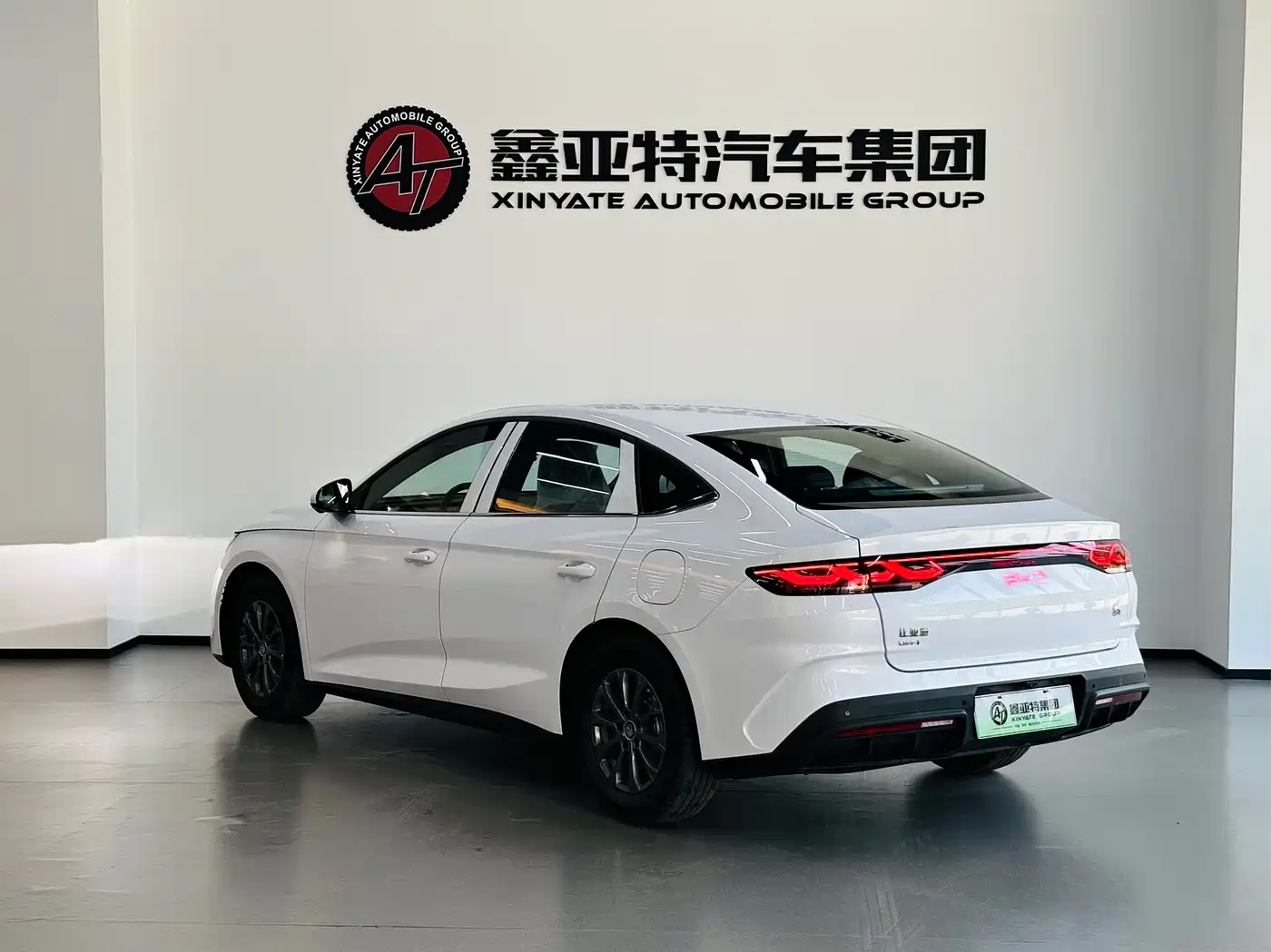 BYD Qin L 2026 DM-i 128KM Progressive фото 4