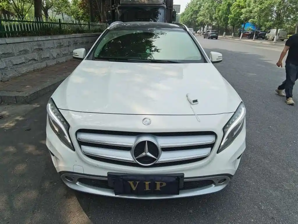 Mercedes-Benz GLA (Import) 2015 GLA 200 фото 2
