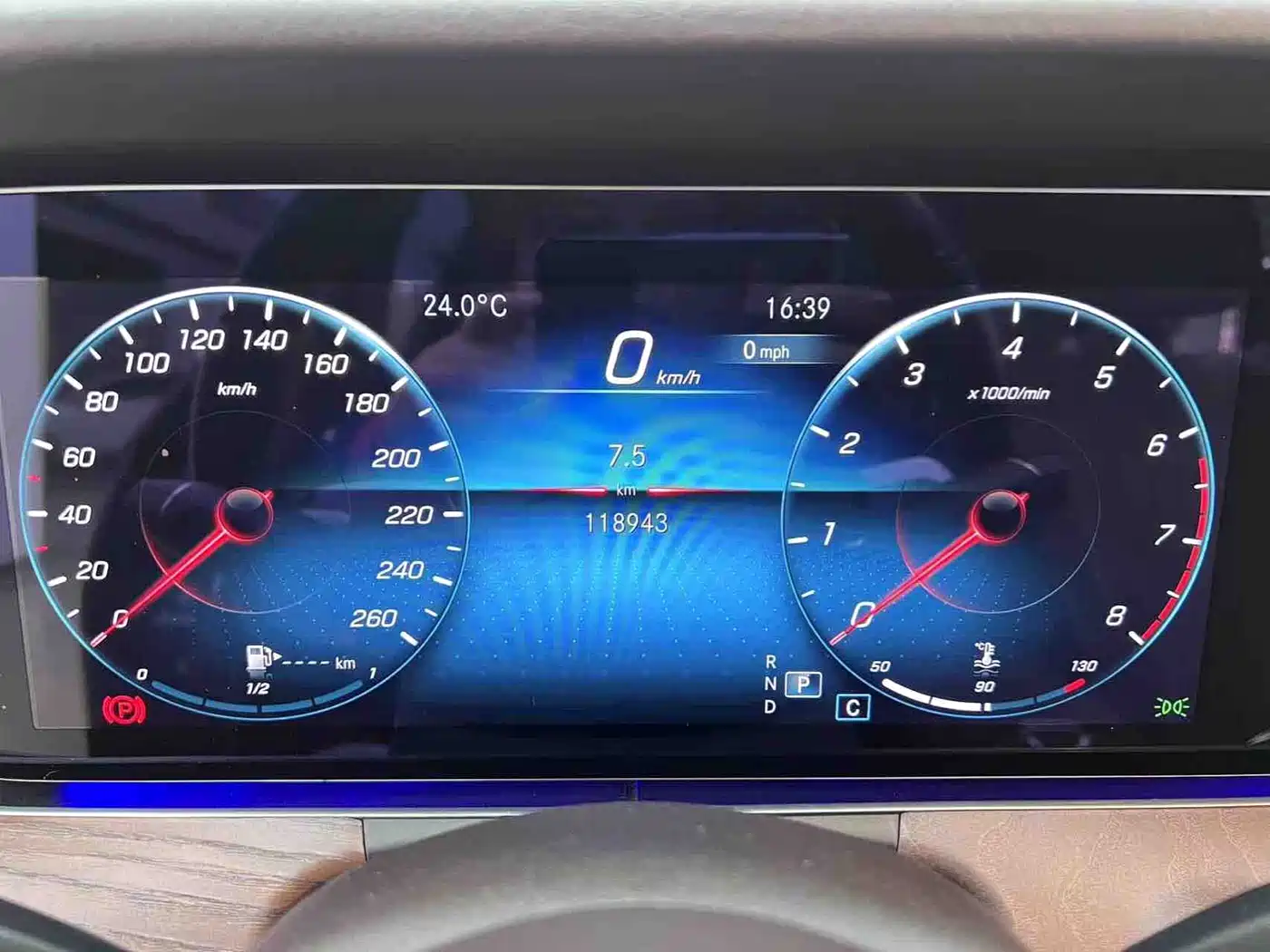 Mercedes-Benz E-Class 2021 Facelift E 260 L фото 21