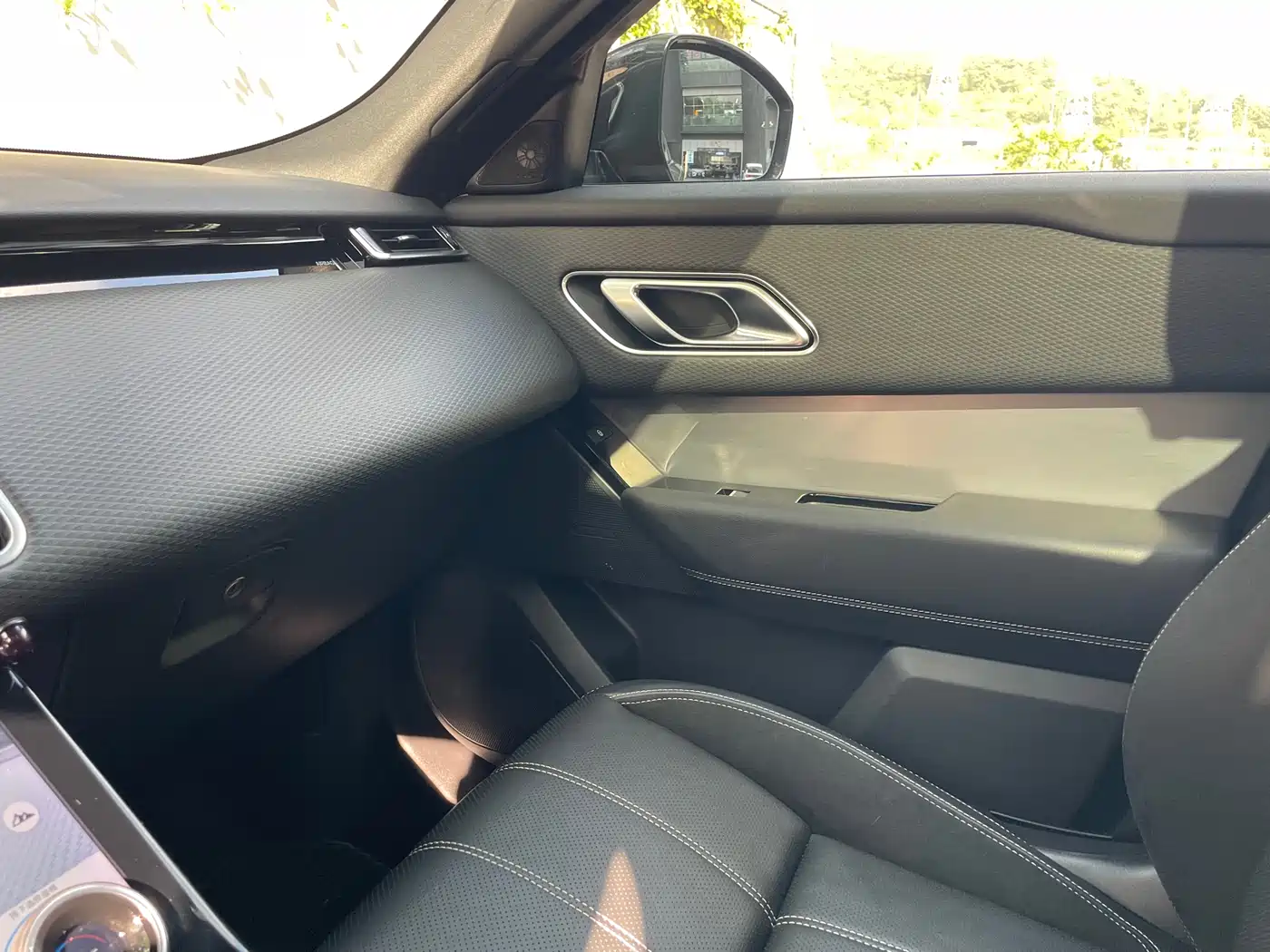 Land Rover Range Rover Velar 2018 P380 R-DYNAMIC S фото 16