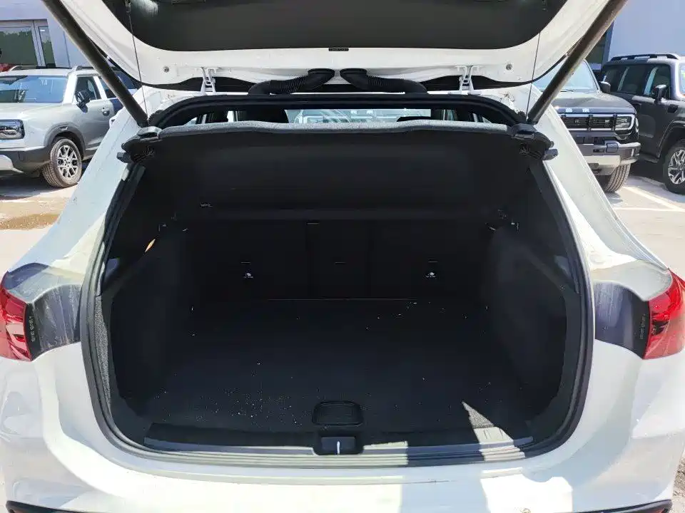 Mercedes-Benz GLA 2024 2024 GLA 220