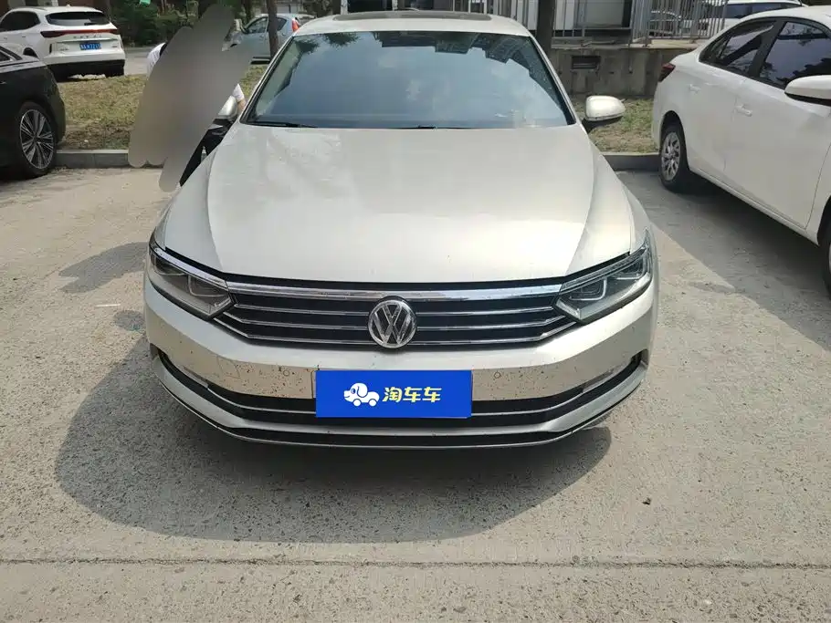 Volkswagen Magotan 2018 380TSI DSG Luxury фото 2