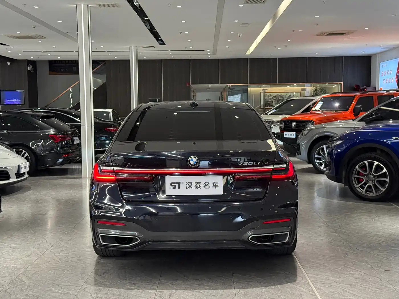 BMW 7 Series 2021 Model 730Li M Sport Package фото 12