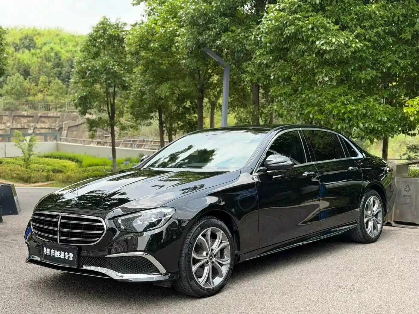 Mercedes-Benz E-Class 2021 E 300 L Fashion