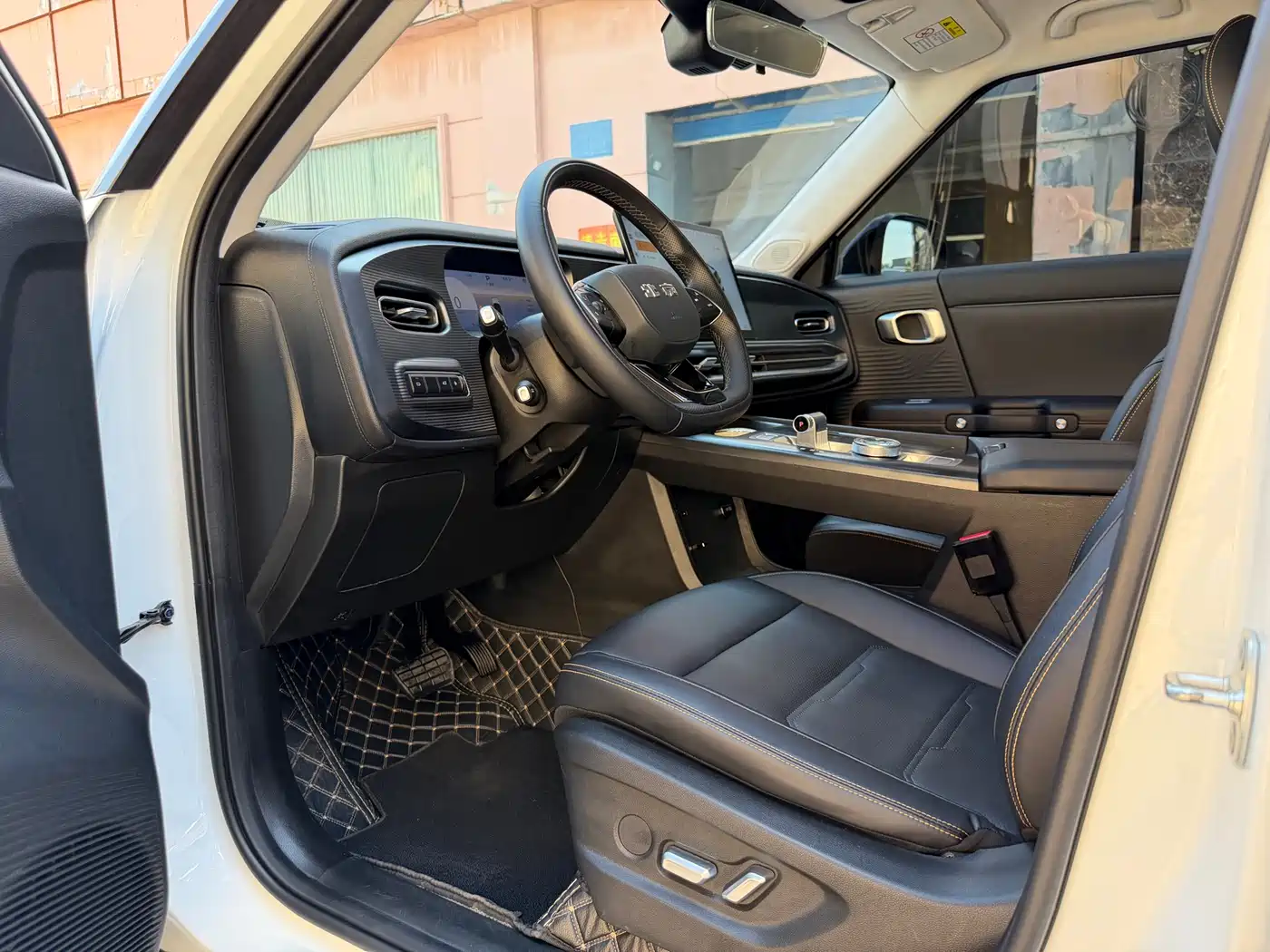 BAIC ORV Beijing Off-Road BJ30 2024 1.5T Magic Core E-Drive Standard Edition фото 9
