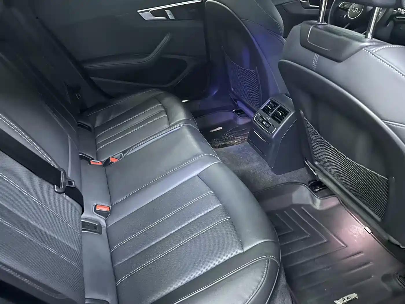 Audi A4L 2024 40 TFSI Luxury Dynamic фото 10
