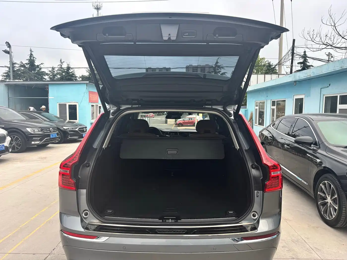 VOLVO XC60