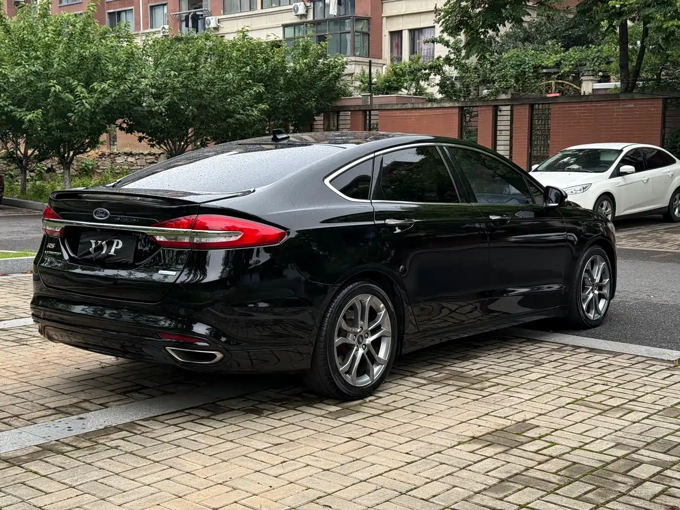 FORD MONDEO
