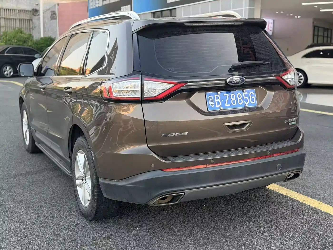 Фото 6 - Ford Edge