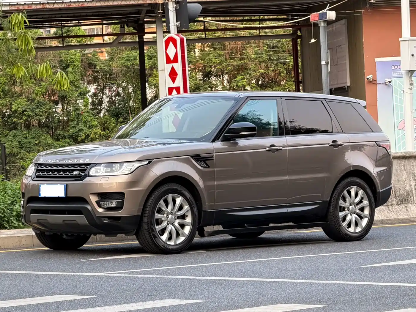 Land Rover Range Rover Sport 2016 Model 3.0 SC V6 HSE