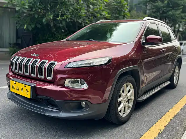  Jeep Cherokee 2016 2.4L Leading Edition