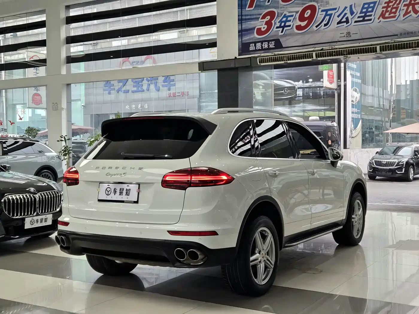 Porsche Cayenne New Energy 2016 Cayenne S E-Hybrid 3.0T фото 6