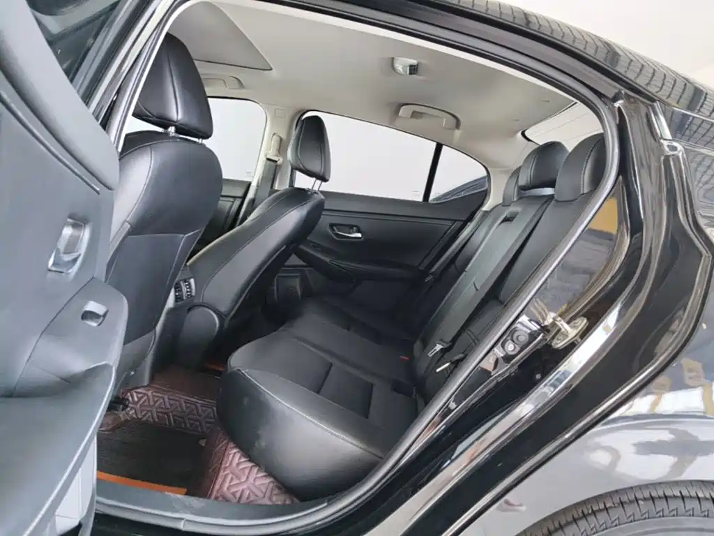 Nissan SYLPHY, миниатюра 13