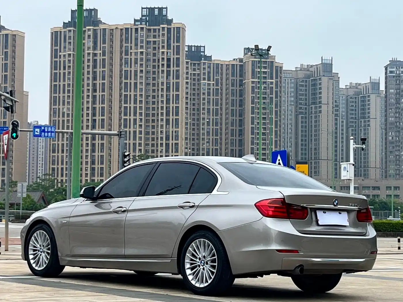 Фото 9 - BMW 3 Series