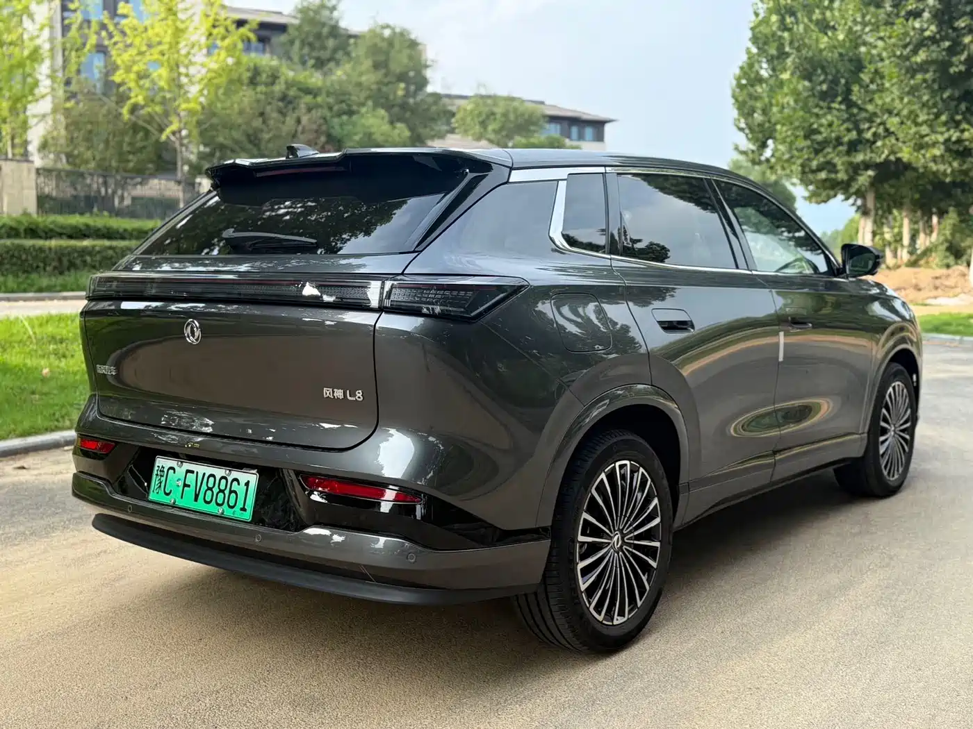 Dongfeng Aeolus L8 2026 2025 Plug-in Hybrid