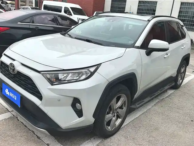 TOYOTA RAV4 RONGFANG