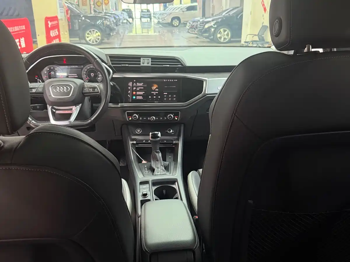 Audi Q3 2022 35 TFSI Fashion Dynamic фото 20
