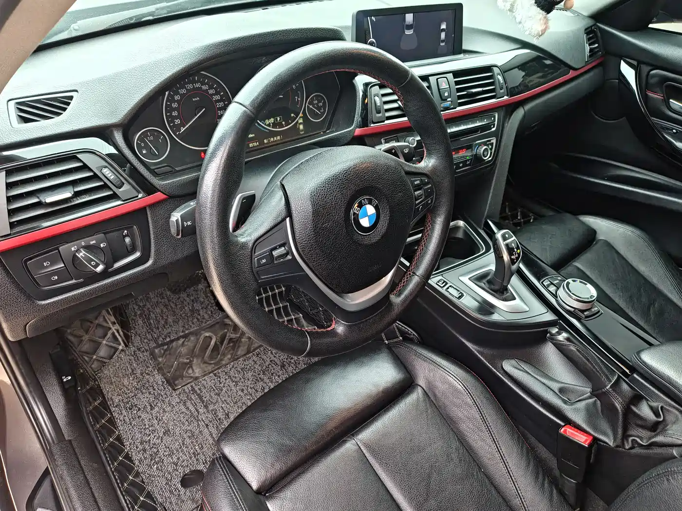 BMW 3 Series (Import) 2013 320i Sport Design Package фото 36