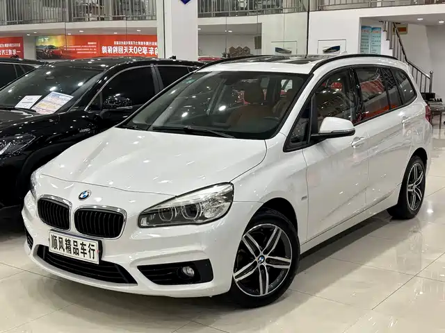 BMW 2 SERIES MULTIFUNCTIONAL STATION WAGON