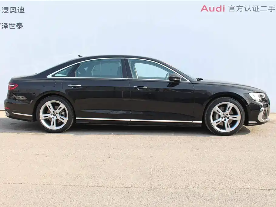 Audi A8 2023 A8L 50 TFSI quattro Exclusive фото 2