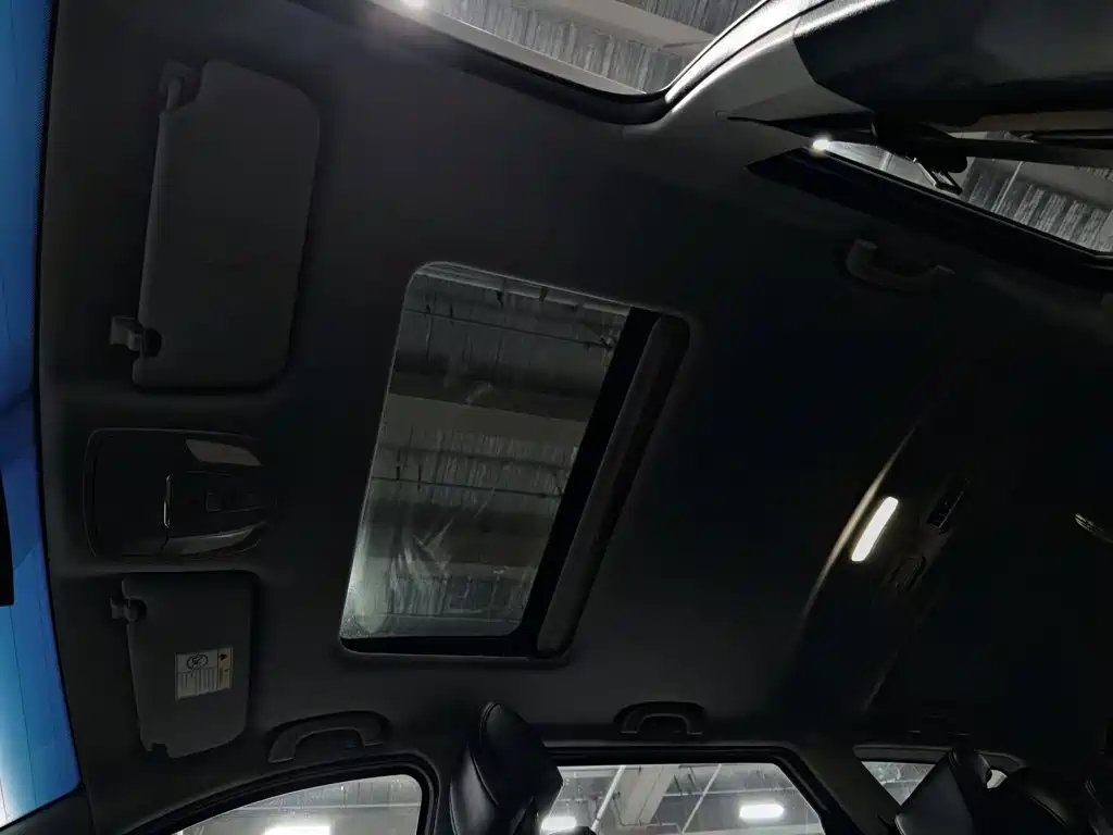 Wuling Motors Wuling Hongguang S3 2018 2018 1.5T Manual Luxury China V