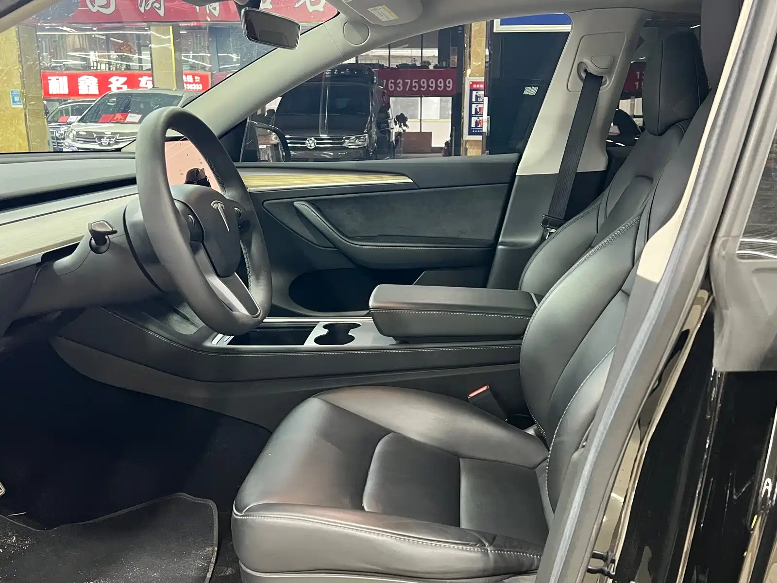 Фото 4 - Tesla Model Y