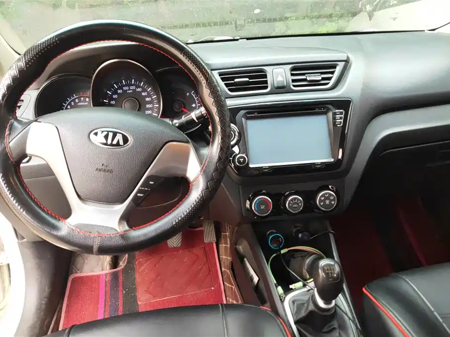 Kia K2 2015 Sedan 1.4L MT GLS фото 12