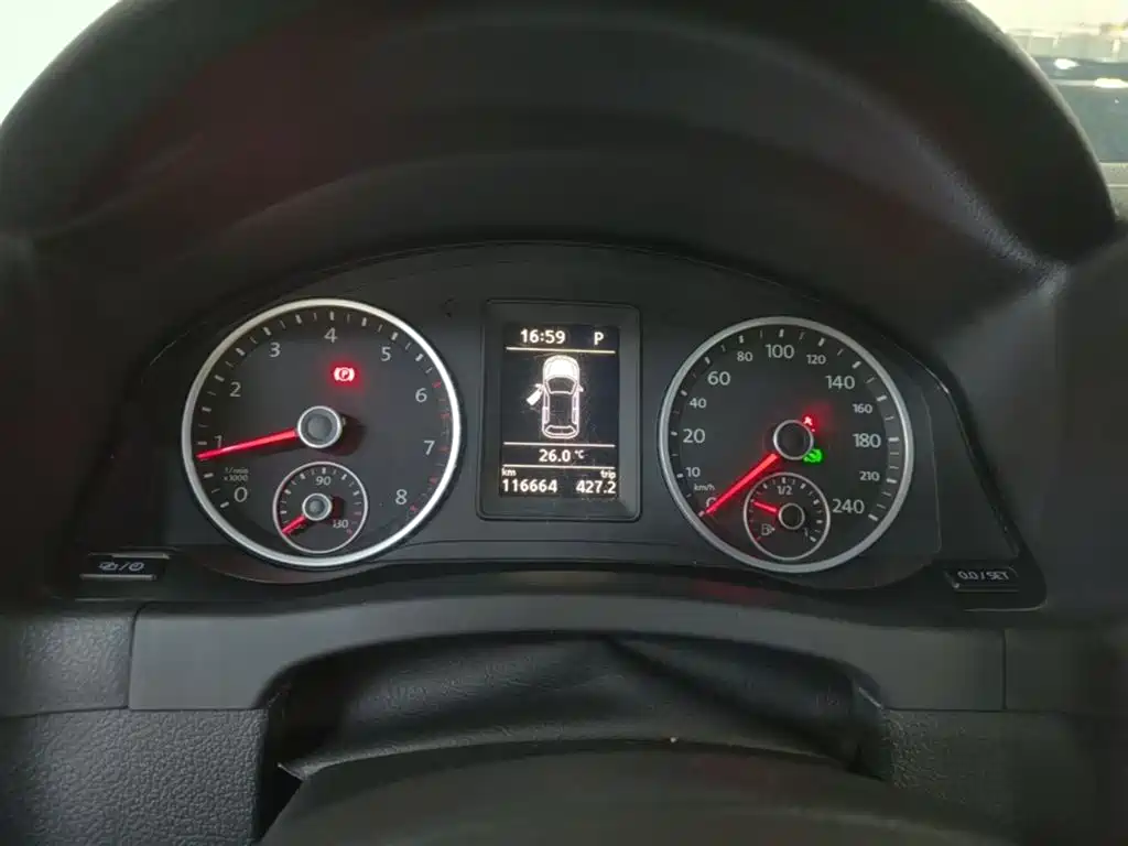 Volkswagen Tiguan 2016 280TSI Automatic 2WD Silk Road Fashion Edition фото 12