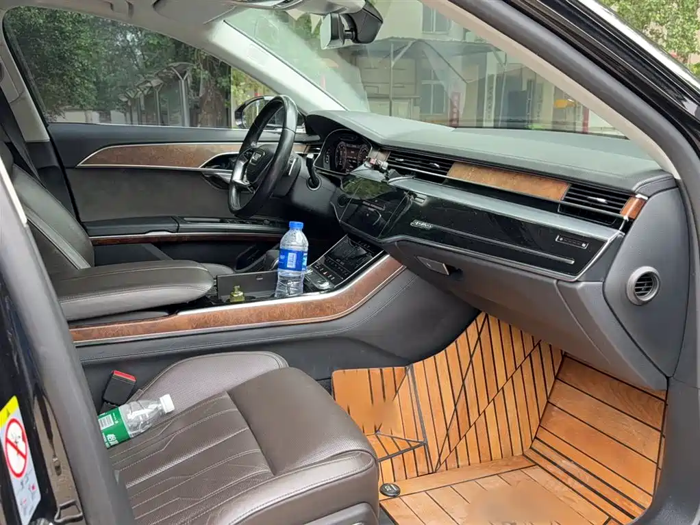 Audi A8 2018 A8L 55 TFSI quattro Luxury фото 12