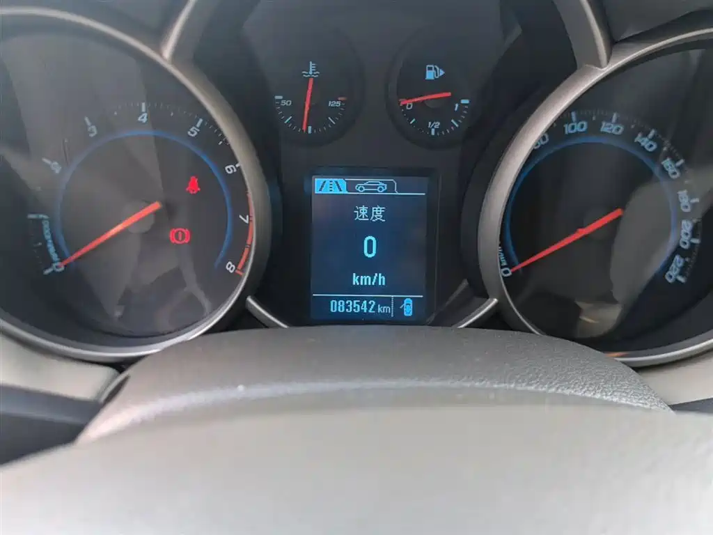 Chevrolet Cruze 2015 1.5L Classic SE MT фото 12