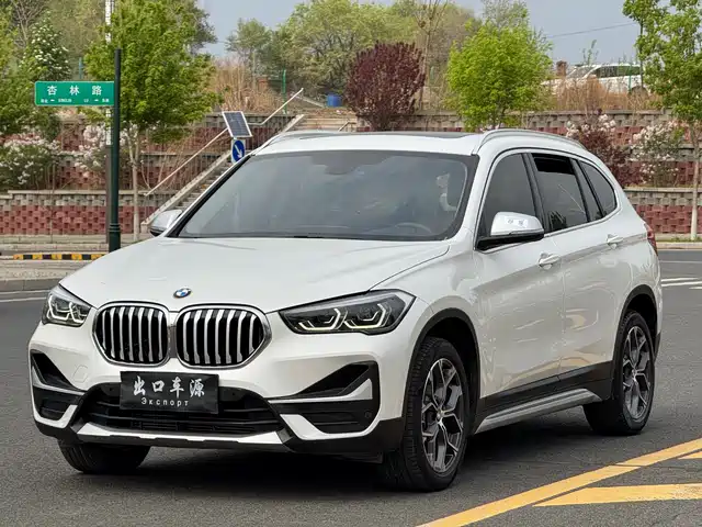 BMW X1 2022 sDrive20Li Premium