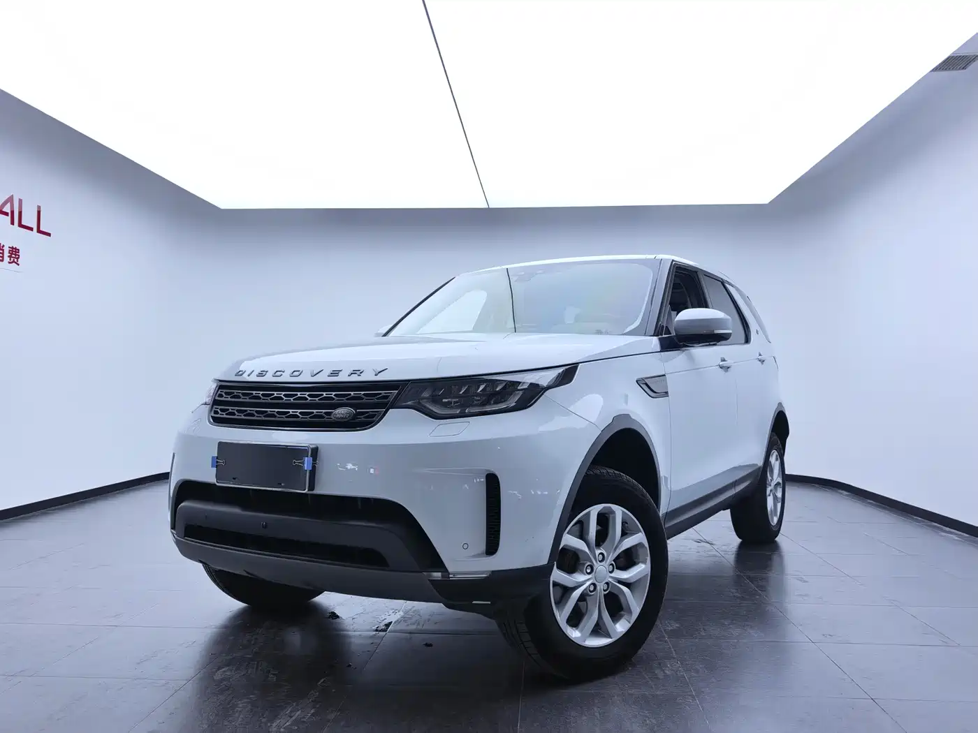 Land Rover Discovery 2017 3.0 SC V6 S фото 3
