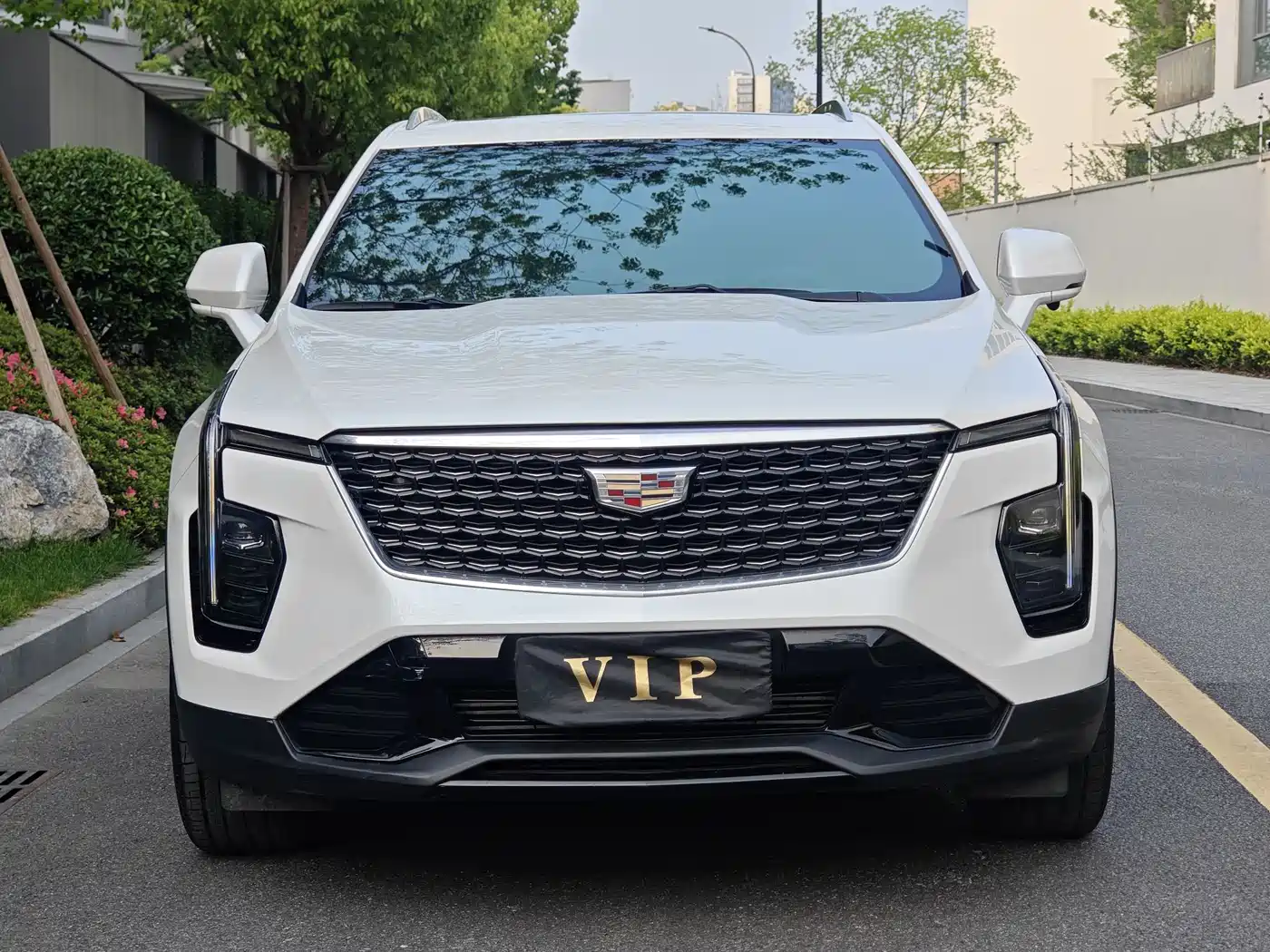 Cadillac XT4 2024 28T 2WD Luxury фото 2