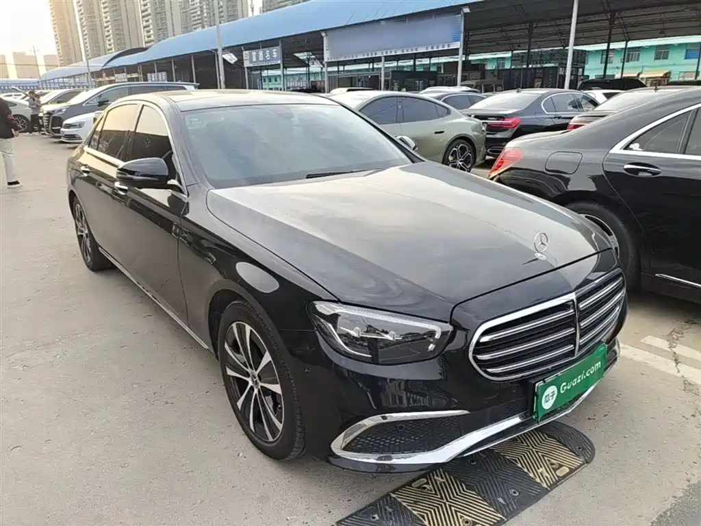 Mercedes-Benz E-Class New Energy 2022 Facelift E 350 e L Plug-in Hybrid Sedan фото 4
