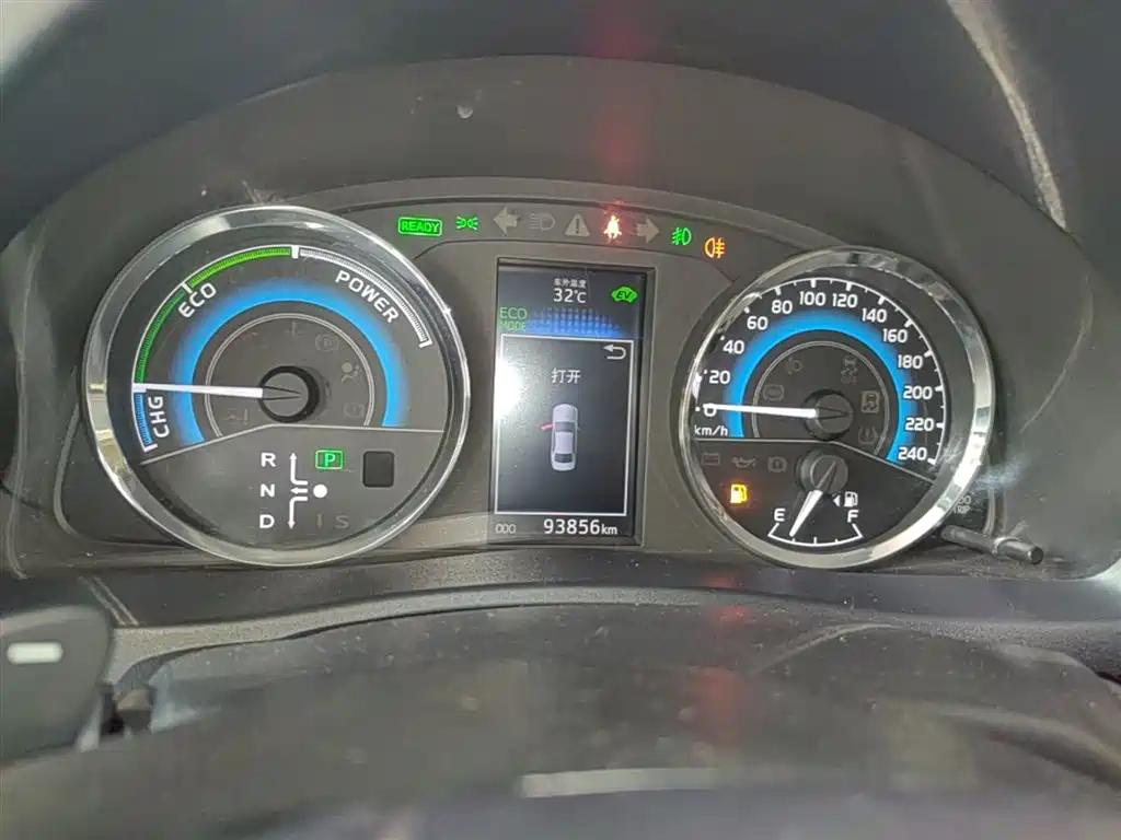 Toyota Levin 2017 Facelift Hybrid 1.8H GS E-CVT Elite Sunroof Edition China V фото 12