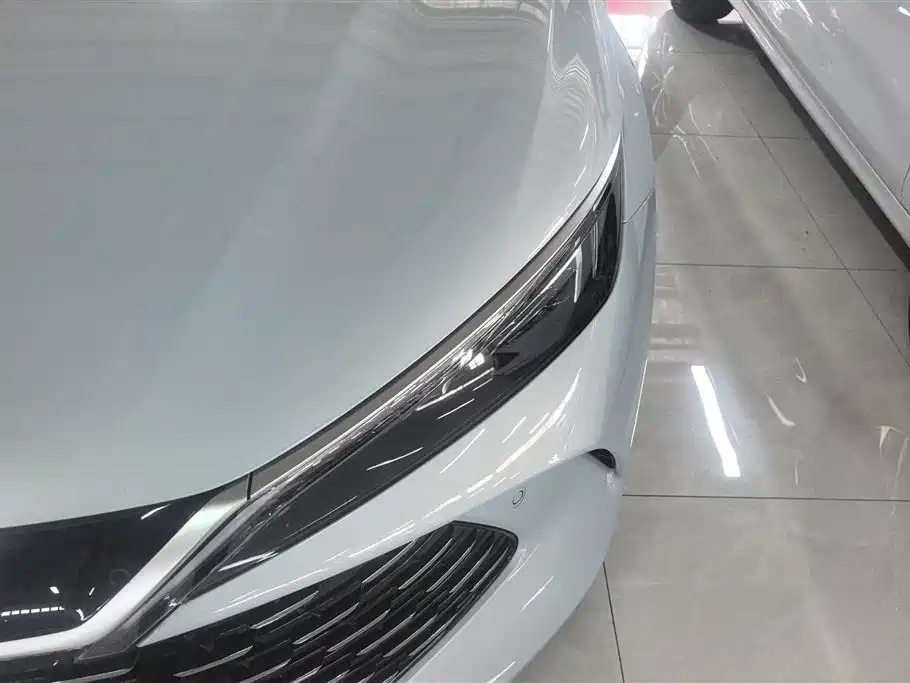 BYD Qin L 2025 DM-i Smart Drive Edition 80KM Leading фото 5
