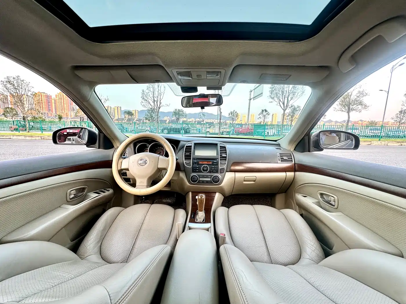 Nissan Sylphy 2010 2009 Model 1.6XL Automatic Luxury Sunroof Edition