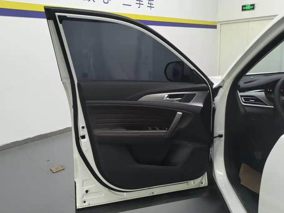Фото 7 - Changan CS35 PLUS
