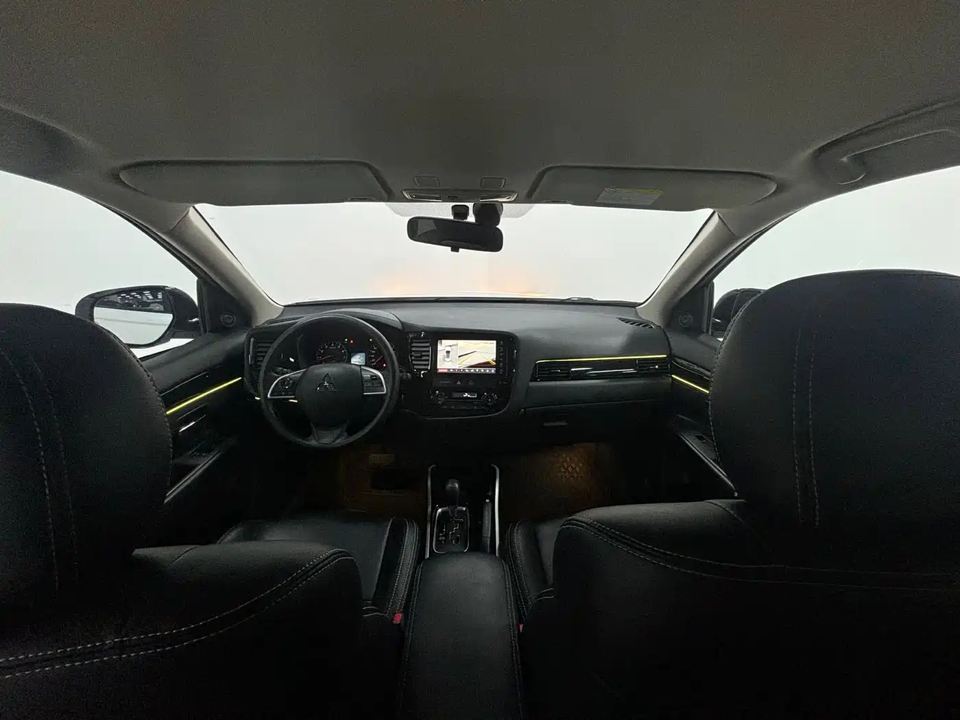 Mitsubishi Outlander 2022 2021 2.0L 2WD Smooth Ride Version 5-Seater