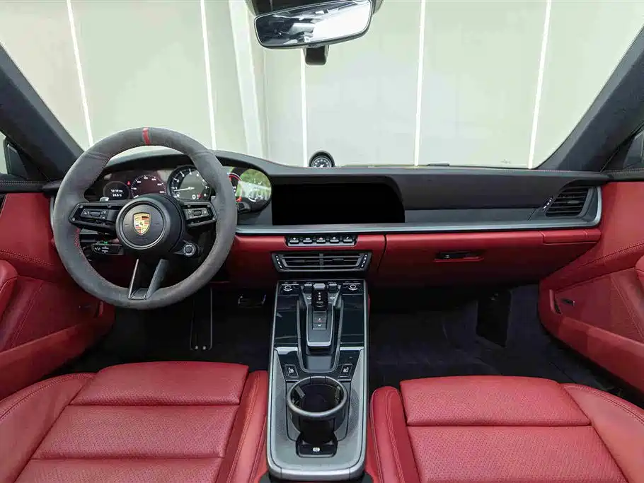Porsche 911 2022 Carrera 4S 3.0T фото 18