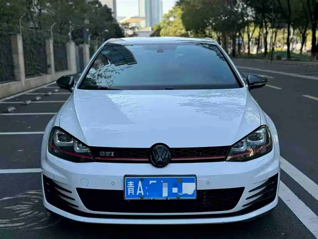 Volkswagen Golf 2016 1.6L Automatic Comfort фото 4