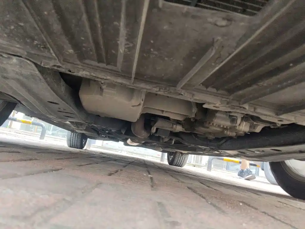Roewe 950 2015 2012 2.0L Comfort Edition
