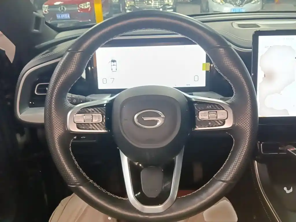 GAC Trumpchi GS8 2025 2024 Navigator Series 2.0TGDI 2WD Luxury Smart Connect Edition
