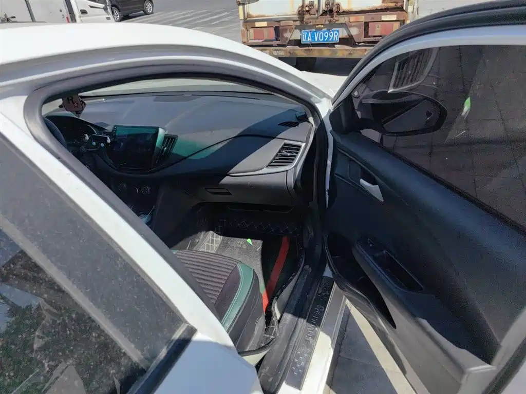 Chevrolet Cavalier 2019 320 Auto Sunroof Enjoyment Edition фото 19