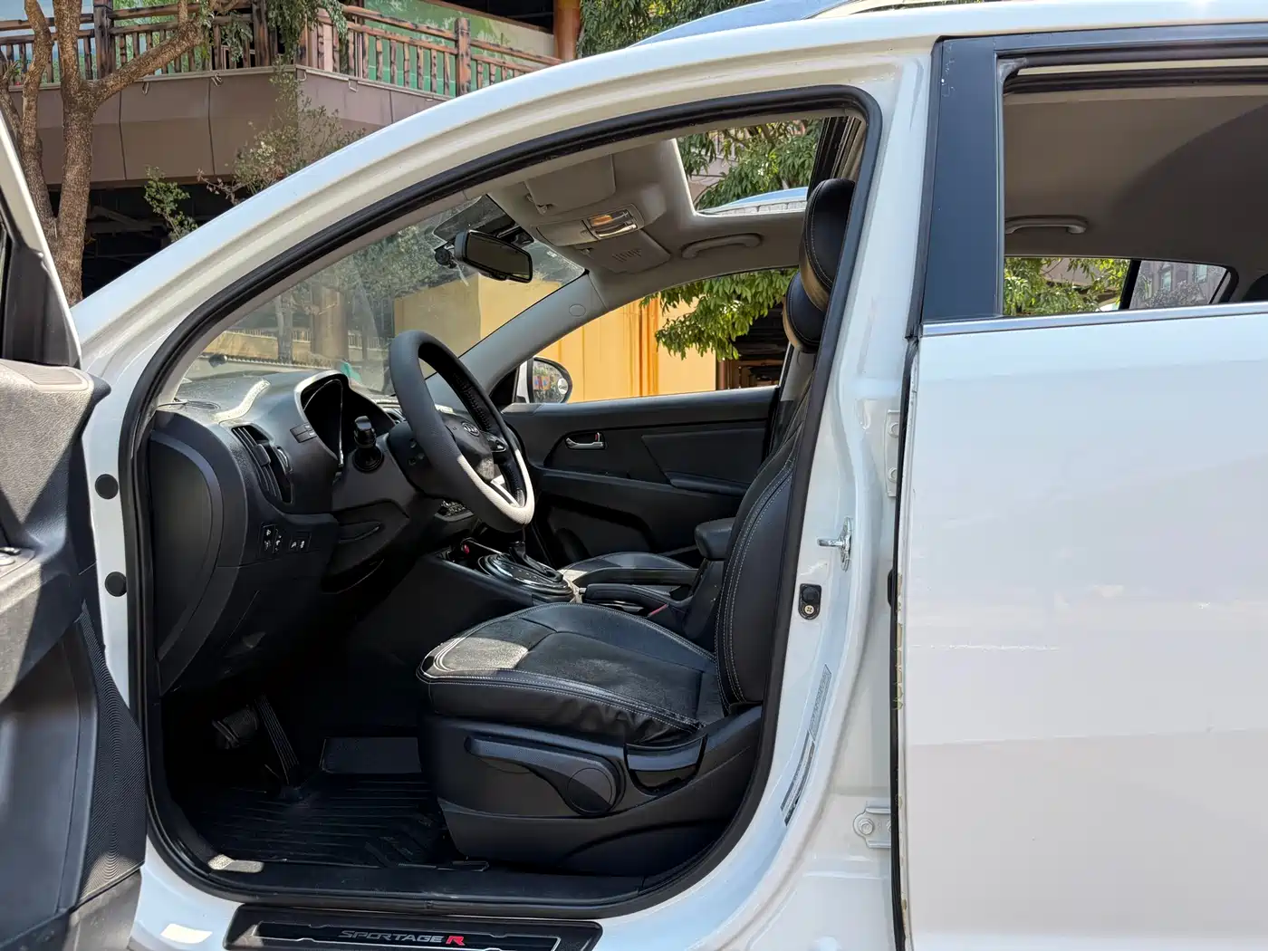 Kia Sportage 2014 2.0L Automatic 2WD GLS фото 6