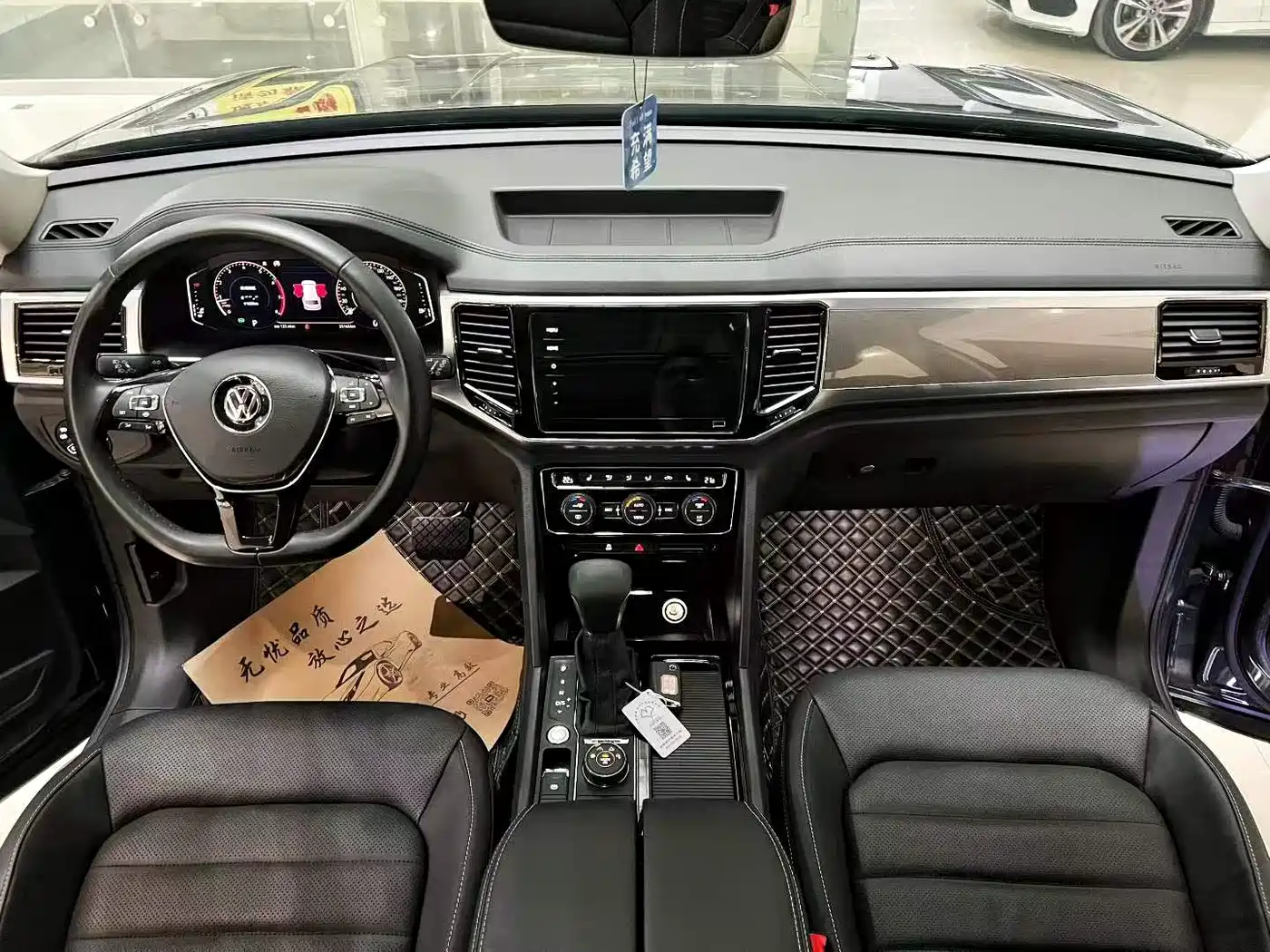 Volkswagen Teramont 2020 380TSI 4WD Luxury Edition China VI фото 8