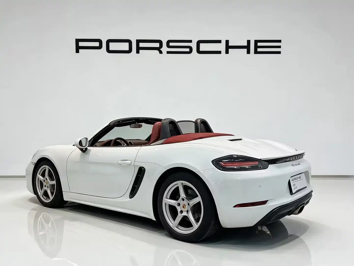 صورة 4 - Porsche 718