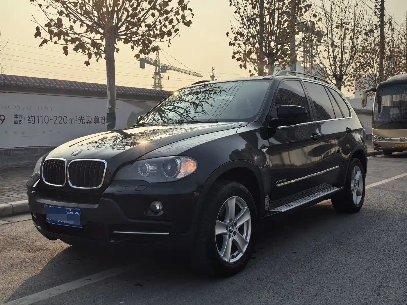 BMW X5 (Import) 2010 xDrive30i Luxury 10th Anniversary Edition фото 3